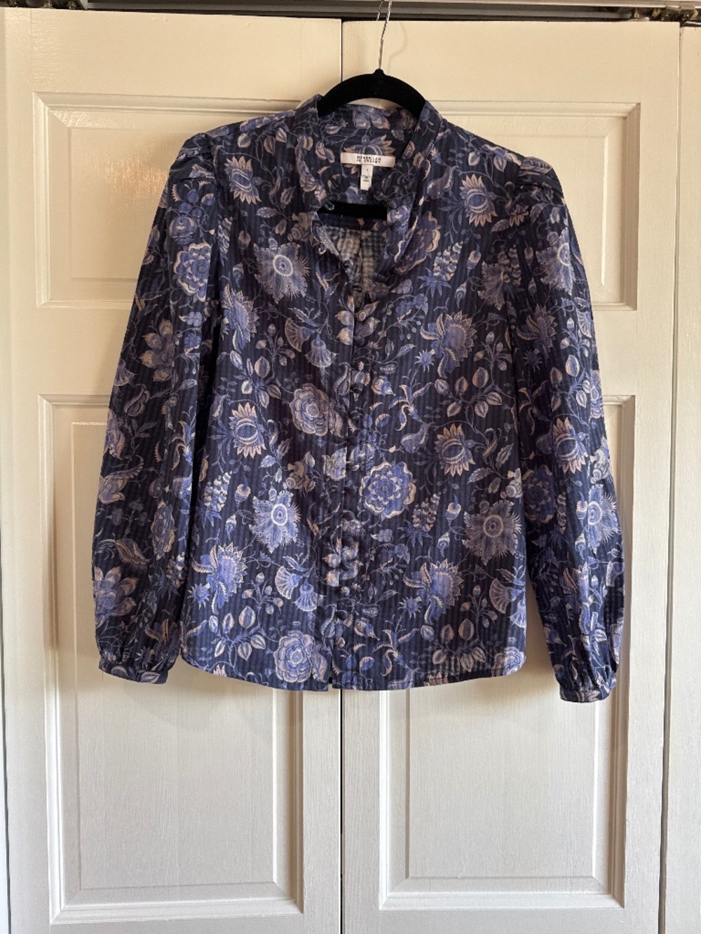 Blue floral print blouse